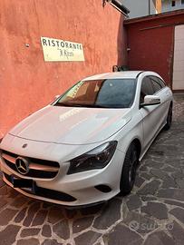 mercedes 180 D shooting brake magnifica