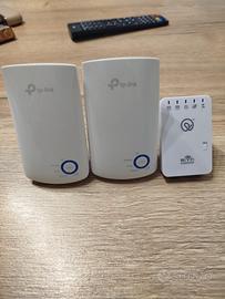 3 Repeater, di cui - 2 TP-LINK e 1 WLC14 -