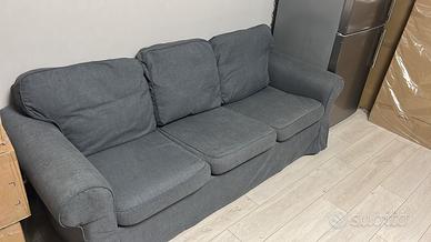 Urg3nte Divano Erktorp 3 posti