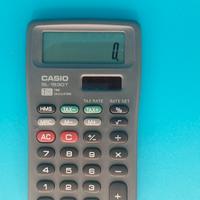 calcolatrice Casio SL-1530T ad energia solare