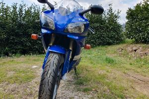 Yamaha YZF R1 - 1999