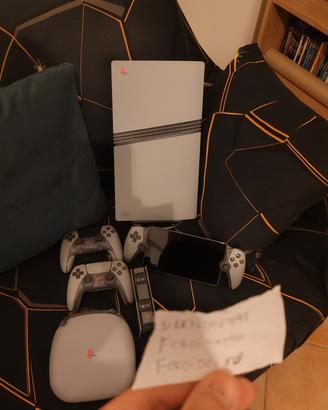 Ps5pro 30th anniversario + PS Portal 30th