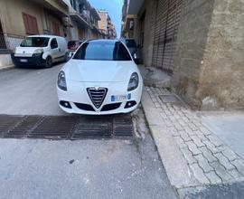 Alfa Romeo Giulietta 1750 TBi Quadrifoglio Verde