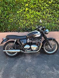 Triumph Bonnevile T100