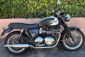 Triumph Bonnevile T100