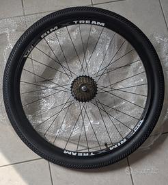 ruota posteriore mtb 26", pacco pignoni e gomma