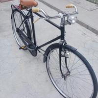 bici antica a bacchetta .