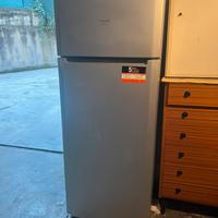 Frigorofero con congelatore