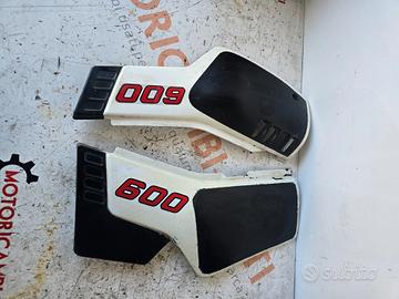Coppia fianchetti yamaha xt 600 43f