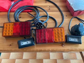 Kit fanali rimorchio