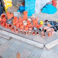 Tubi e raccordi in pvc arancione