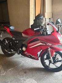 Moto 125CC Keeway RKR