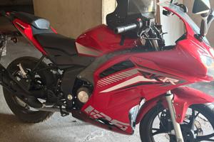 Moto 125CC Keeway RKR