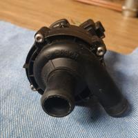 pompa acqua elettrica Bosch 12v 