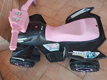 quad macchinetta elettrica a batteria 