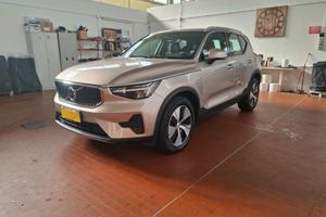 Volvo XC40 B3 automatico Ultimate Bright