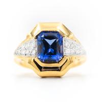 Anello in Oro Giallo con Tanzanite ct 2,77