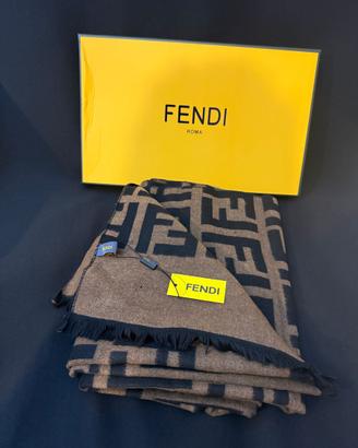 Sciarpa invernale seta e cashmere Fendi monogram