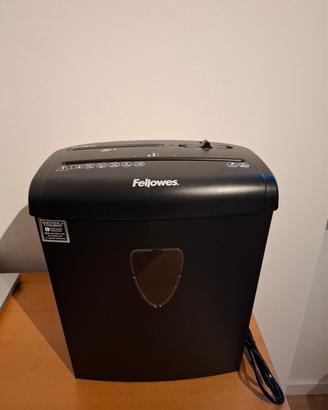 Distruggi documenti e CD Fellowes
