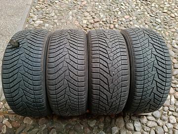 gomme 245 45 18 100V Yokohama invernali 80%