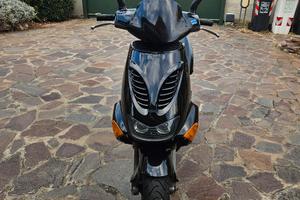 APRILIA SR 50 1998