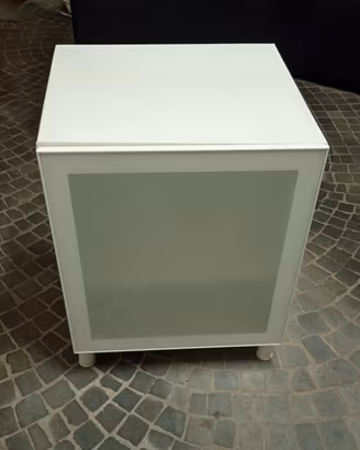Mobiletto con anta vetro bianco ikea