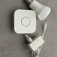 Philips Hue Hub e Lampadina White and Color