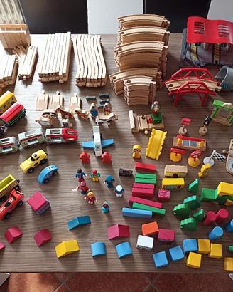 Ferrovia e città di legno 