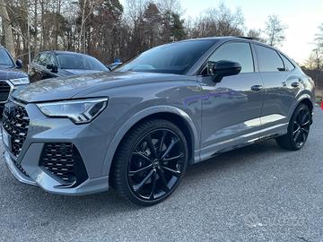 Audi RSQ3 SPB quattro*Automatik*Navi*Pelle