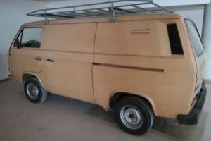 VOLSWAGEN TRASPORTER 1983