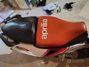 Sella compresa di base per Aprilia SR 50