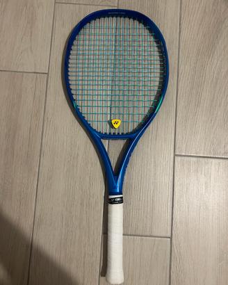 Yonex ezone 100