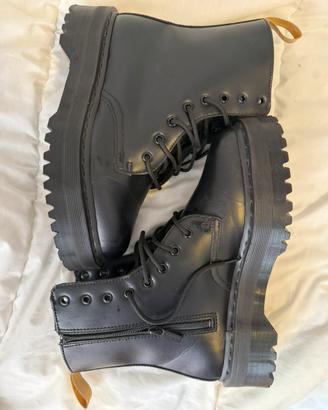 Dr. Martens