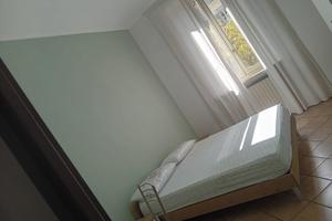 Stanza libera dal 1 aprile