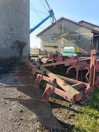 aratro Cantone 6 vomeri fuori solco