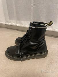 Dr. martens modello 1460
