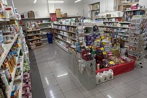 Attività commercile detersivi e casalinghi