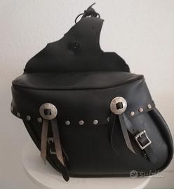 Scarichi Triumph + Borse + casco Momo + Paragambe