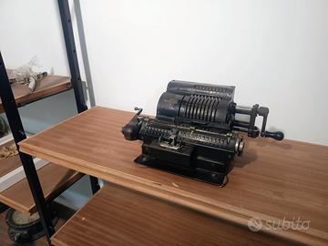 Calcolatrice Meccanica anni '20