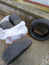 4 Pneumatici Invernali Hankook Winter i*cept evo3 