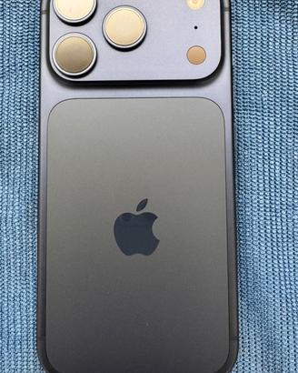 Iphone 17 pro blu profondo