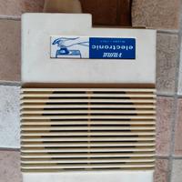 Vama asciugamani ad aria con sensore 