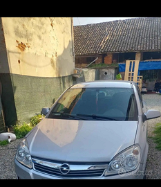 Opel astra h