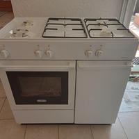 Piano cottura a gas De' Longhi