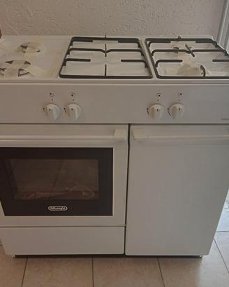 Piano cottura a gas De' Longhi