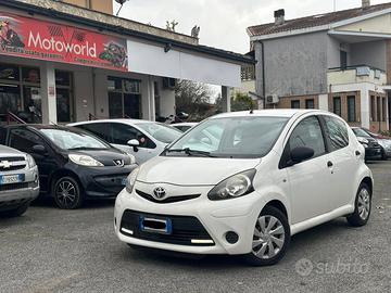 Toyota Aygo 1.0 benzina