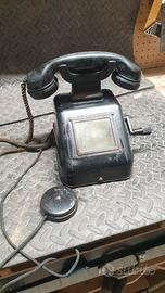 Telefono Antico a Manovella
