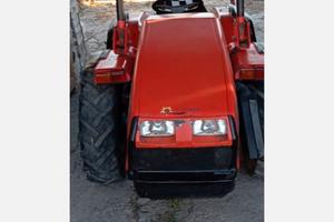 trattore agricolo 
