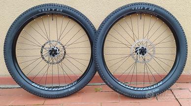 Coppia ruote Bontrager Powerline Comp 40 complete