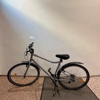 Bici trekking RIVERSIDE 500